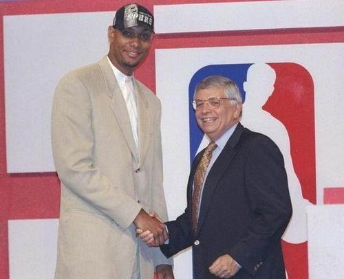 也为球队提 也为球队提